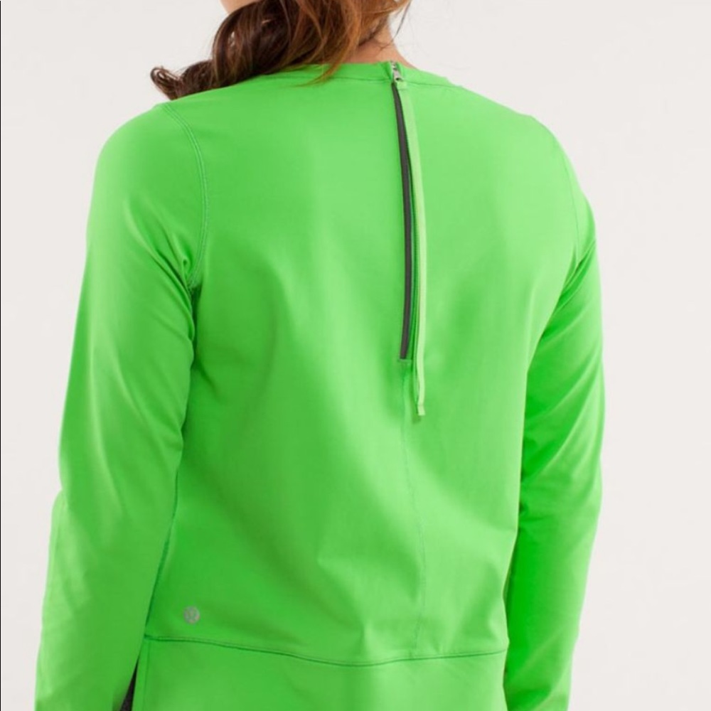 Lululemon warm up crew